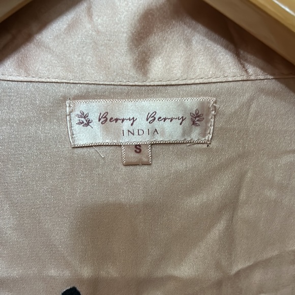 Brides Squad satin nightsuit - Picture 3 of 5